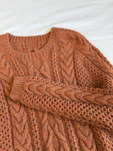 Load image into Gallery viewer, Handmade jumper: Size S
