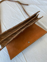 Lade das Bild in den Galerie-Viewer, Retro handbag
