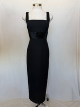 Load image into Gallery viewer, Cue Design dress: Size 8
