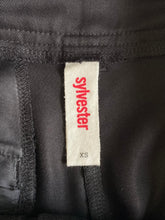 Load image into Gallery viewer, Sylvester pants: Size XS
