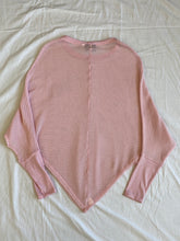 Load image into Gallery viewer, Angel A jumper: Size XS
