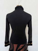 गैलरी व्यूवर में इमेज लोड करें, Velvet top: Size 8
