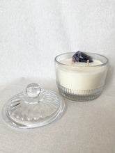 Load image into Gallery viewer, Caramel candle
