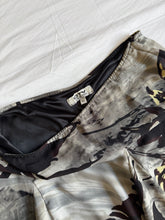 Cargar imagen en el visor de la galería, City skirt: Size 14
