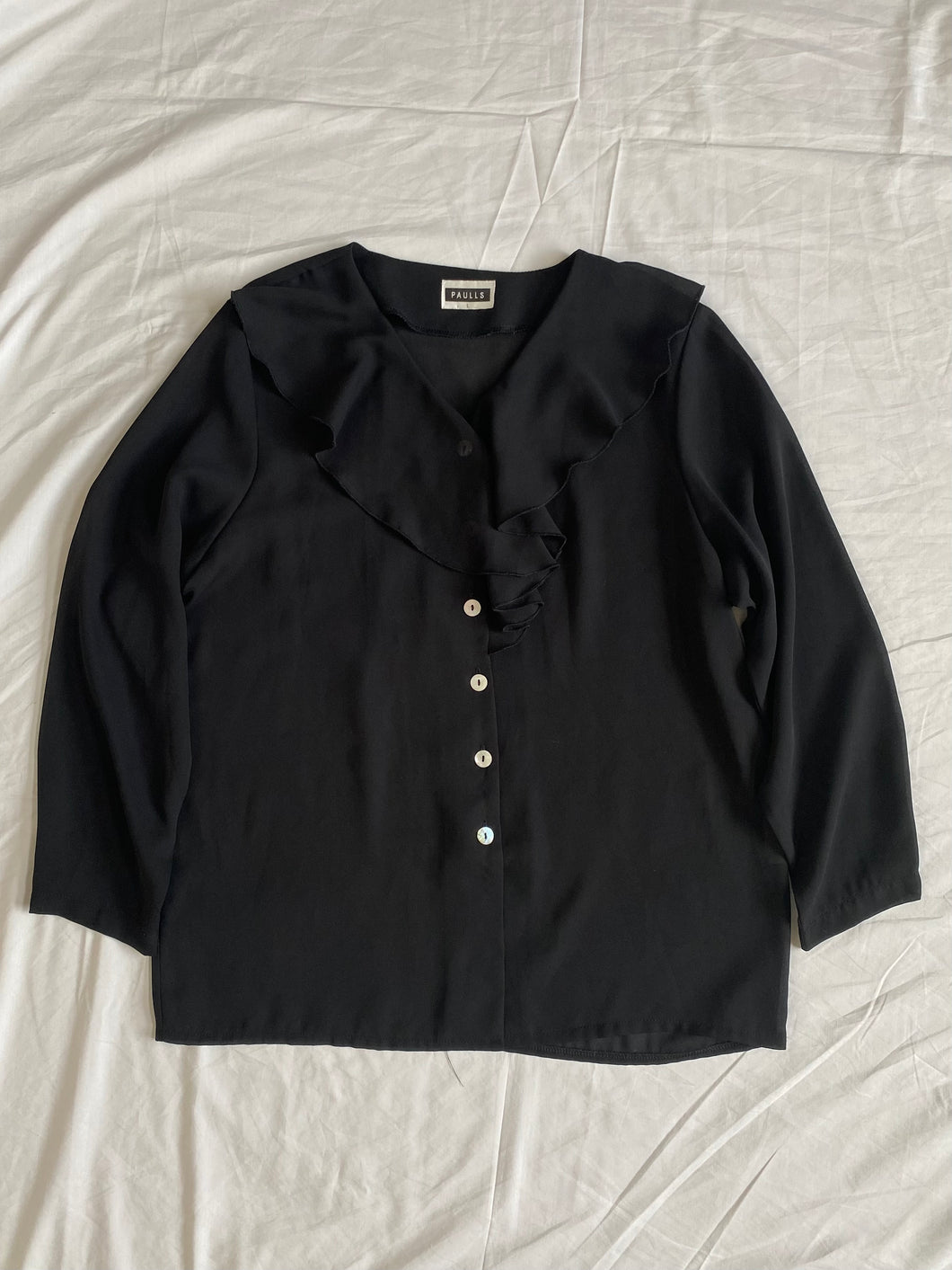 Paulls shirt: Size L