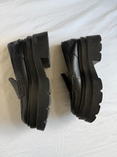 Cargar imagen en el visor de la galería, Alice shoes: Size 39
