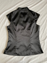 Load image into Gallery viewer, Pagani blouse: Size 14
