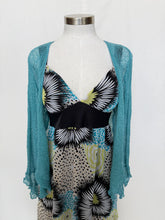 Load image into Gallery viewer, Aquamarine shawl: Size M/L
