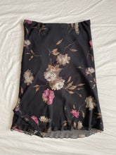Cargar imagen en el visor de la galería, Ella J skirt: Size 12
