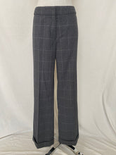 गैलरी व्यूवर में इमेज लोड करें, John Paul pants: Size 6
