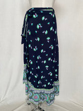 Load image into Gallery viewer, Lila skirt: Free Size
