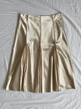 Load image into Gallery viewer, Scarlett skirt: Size 14
