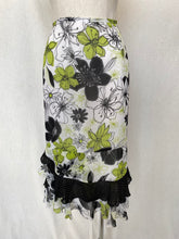 Load image into Gallery viewer, Cachet skirt: Size 14
