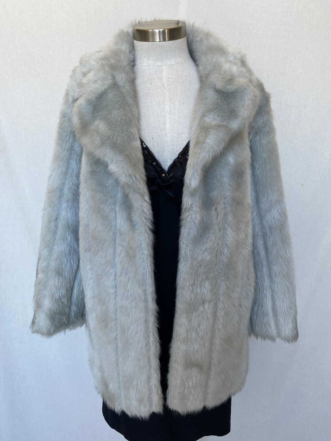 B.Y coat: Size 12