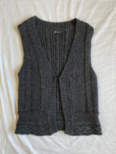 Load image into Gallery viewer, Amy Taylor vest: Size M
