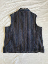 Load image into Gallery viewer, Twin Rivers vest: Size 14
