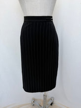 将图片加载到图库查看器，Ignite skirt: Size 12
