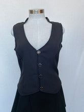 Lade das Bild in den Galerie-Viewer, Cezka waistcoat: Size 12

