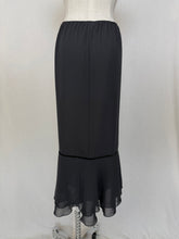 Cargar imagen en el visor de la galería, The Ascot Collection skirt: Size 18
