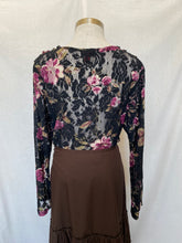 Load image into Gallery viewer, Ruby Red top: Size 16
