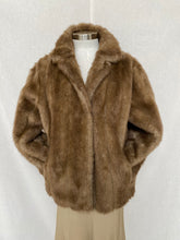 Load image into Gallery viewer, Cotura coat: Size 14
