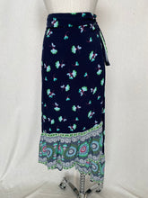 Load image into Gallery viewer, Lila skirt: Free Size
