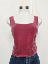 Load image into Gallery viewer, Undercover Wear top: size M
