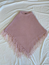 Cargar imagen en el visor de la galería, Classic Plus poncho: Free size
