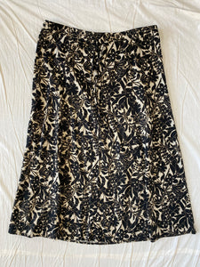 Twin Rivers skirt: Size 16