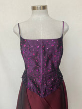Load image into Gallery viewer, Staxs bodice: Size 14
