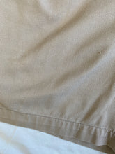 Load image into Gallery viewer, Donovan shorts: Size 36
