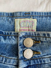 Load image into Gallery viewer, CDF skirt: Size 8
