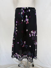 Load image into Gallery viewer, Max skirt: Size 12
