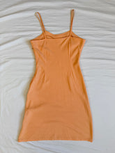 Lade das Bild in den Galerie-Viewer, Eleven dress: Size M
