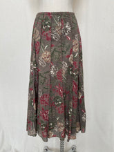 Load image into Gallery viewer, Floral skirt: Size 10-12

