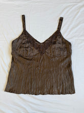Load image into Gallery viewer, Merric top: Size 18
