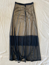 Lade das Bild in den Galerie-Viewer, Frances Road skirt: Size S
