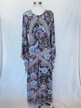 Lade das Bild in den Galerie-Viewer, Nine Lives Bazaar dress: Size 10
