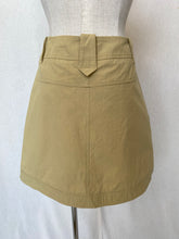Load image into Gallery viewer, Ruby skirt: Size 8
