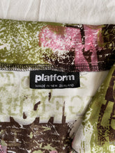 Load image into Gallery viewer, Platform shirt: Size 2XL
