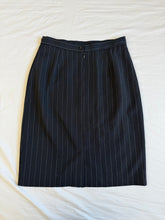 将图片加载到图库查看器，Ignite skirt: Size 12
