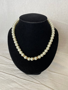 Pearl diamanté necklace