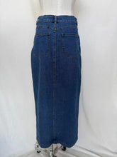 将图片加载到图库查看器，Nevada skirt: Size 3
