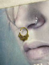 Load image into Gallery viewer, Gold septum ring
