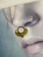 将图片加载到图库查看器，Gold septum ring
