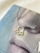 Load image into Gallery viewer, Silver septum ring
