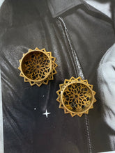 Lade das Bild in den Galerie-Viewer, Mandala ear plug set
